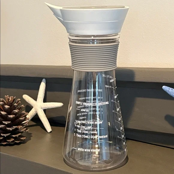 Pampered Chef Measure, Mix & Pour New In Box - Picture 1 of 11